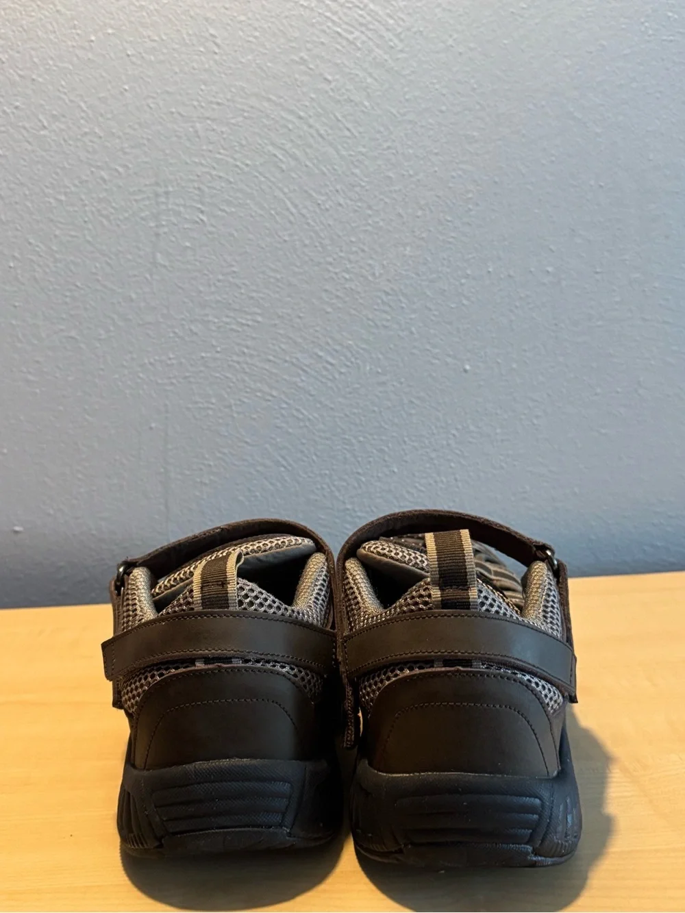 Orthofeet Clearwater Heel Strap Sandals Mens Size 9.5 2E Wide Brown 573